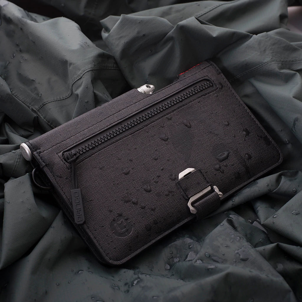 P02 Pioneer Travel Wallet Dango